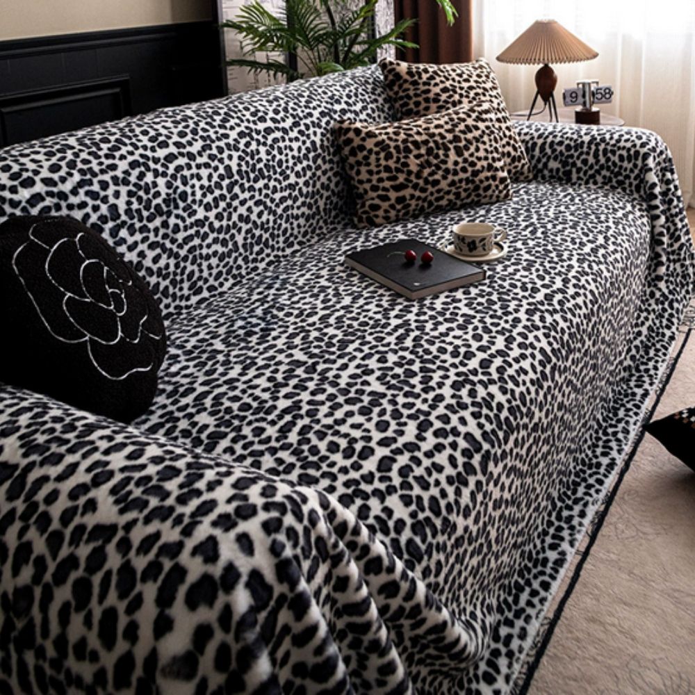 Plush Leopard Print Sofa Cover – Soft Microfiber Blend for Cozy Year-Round Protection 5