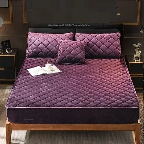 Plush Velvet Quilted Mattress Protector – Soft, Warm, and Durable Fitted Sheet for Queen and King Sizes 14
