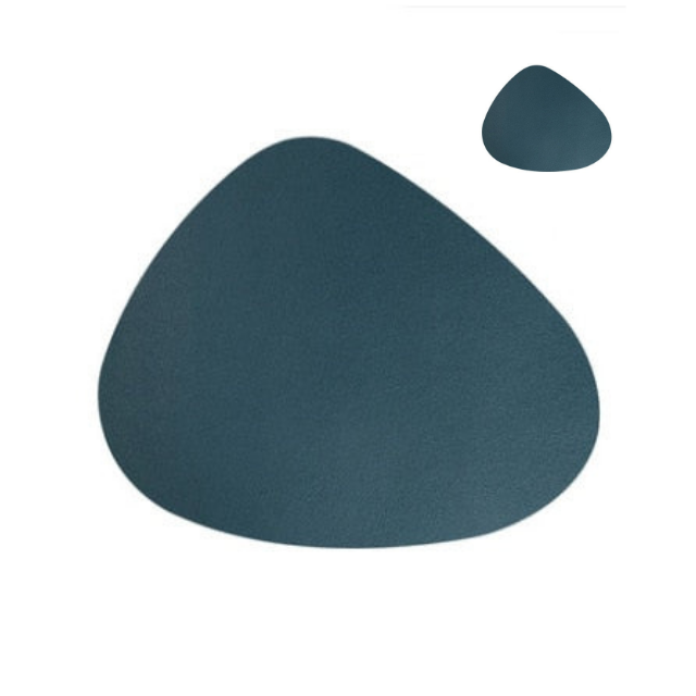 Stylish Leather Placemats Set – Elegant Design with Heat Resistance 13