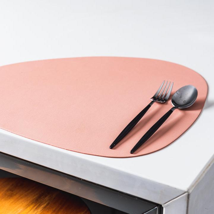 Stylish Leather Placemats Set – Elegant Design with Heat Resistance 7