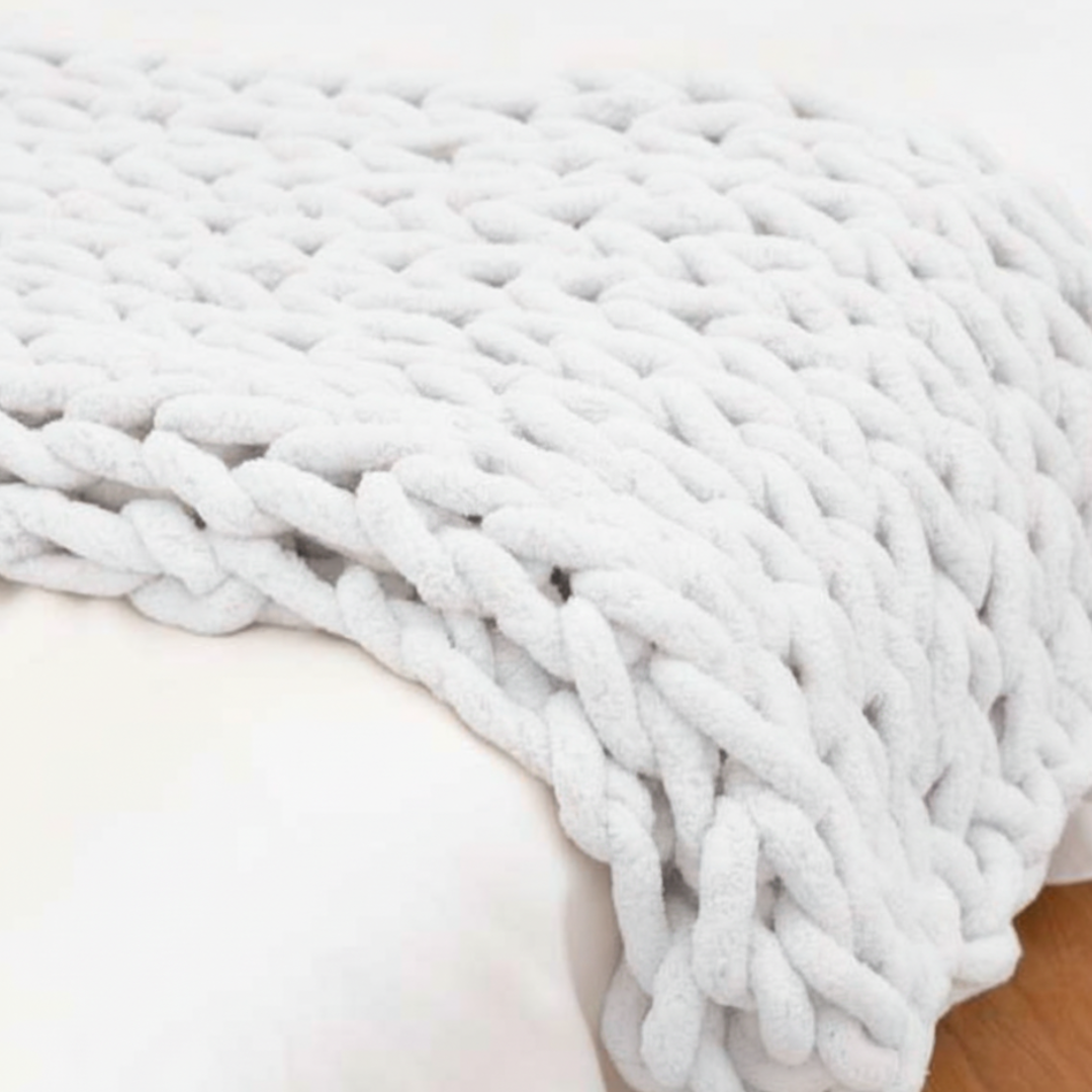 Titan Braided Loop Chunky Knit Blanket - Large Textural Throw for Bed & Sofa - Thick Yarn Hand-Knit Style