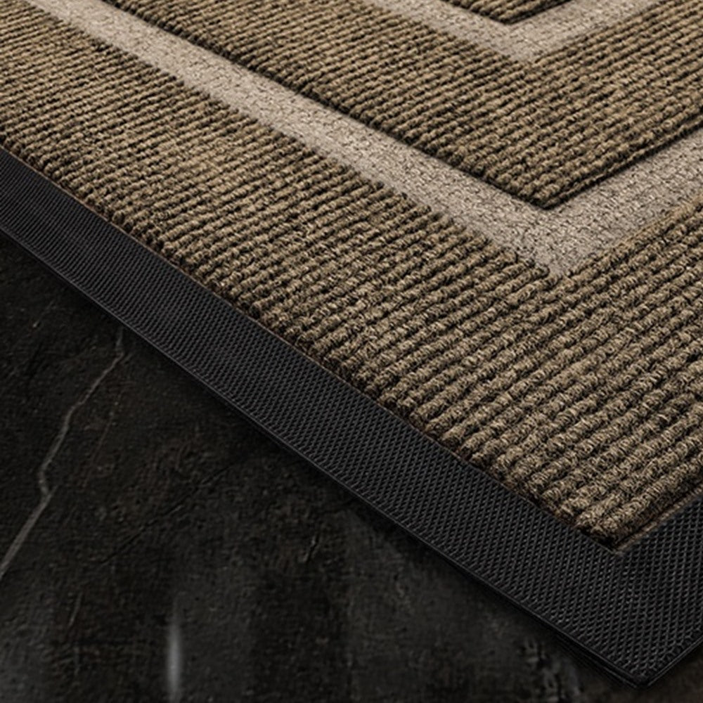Maintained House Double Border Ribbed Doormat - Close-up of the brown ribbed pile and rubber edge