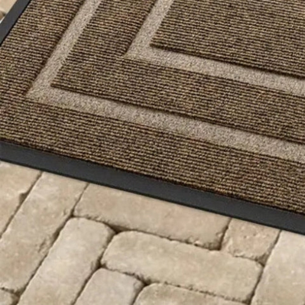 Maintained House Double Border Ribbed Doormat - Brown corner with the rubber edge
